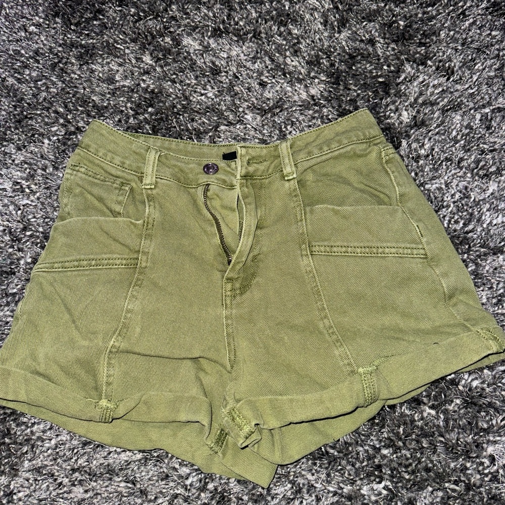 Forever 21 military green shorts